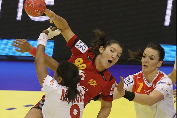 Europeo de balonmano femenino 2012: España dice adiós al perder con Montenegro