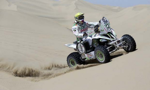 Chile's Ignacio Casale rides his Yamaha quad during the second stage of the Dakar Rally 2013, from Pisco to Pisco