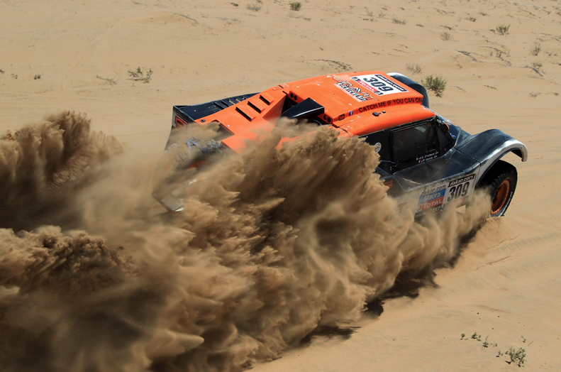 Dakar 2013: Gordon gana en coches, Peterhansel a un paso de otro título