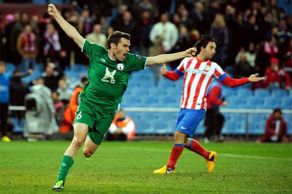 El gol de Orbaiz complica el futuro del Atlético en la Europa League