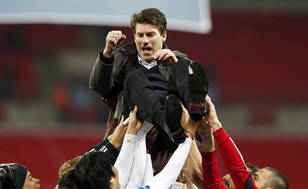 Michael Laudrup renueva con el Swansea hasta 2015