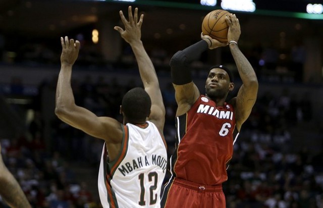 NBA Playoffs 2013: los Heat y los Spurs, adelante por la vía rápida