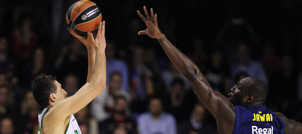 Euroliga 2012/13 Top8: Diamantidis iguala la eliminatoria ante el Barça