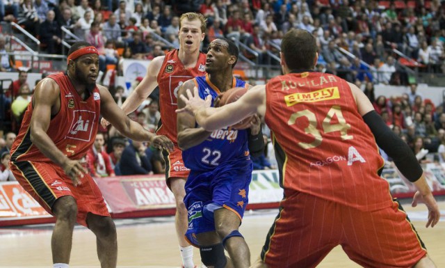 CAI-Valencia-Basket