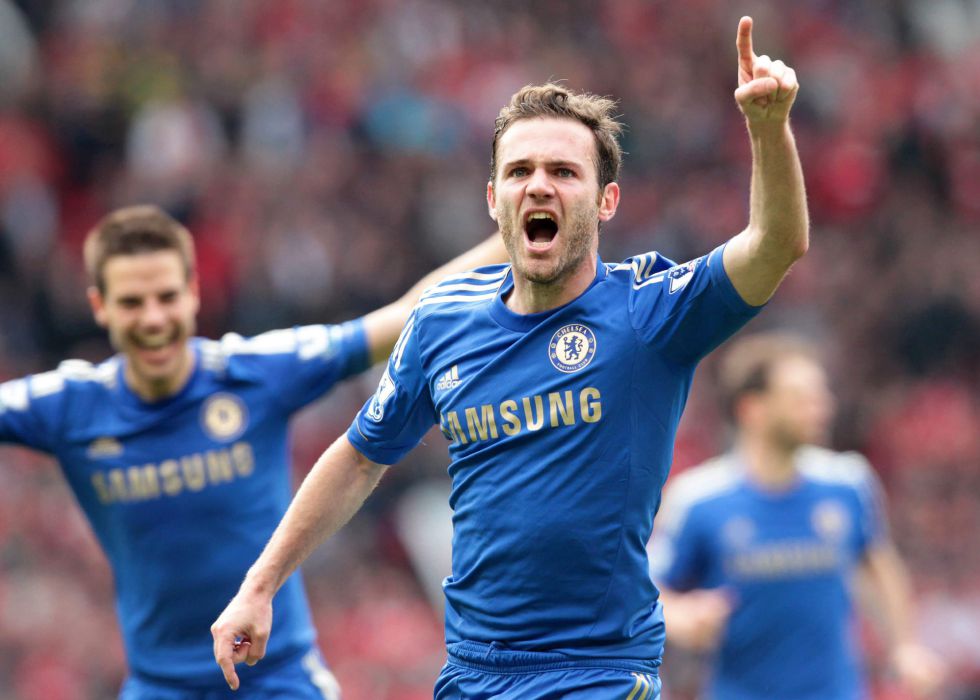 Juan Mata cambia el Chelsea por el Manchester United