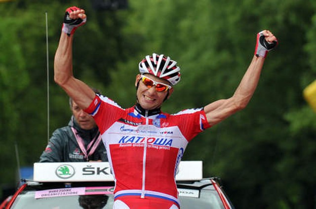 Giro de Italia 2013: el ruso Belkov triunfa en Florencia