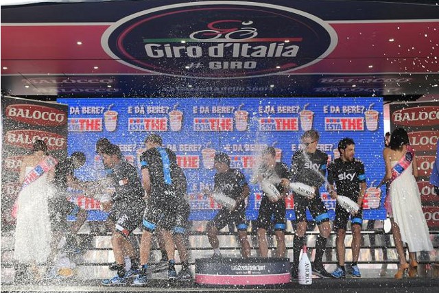 Sky ganó la general por equipos del Giro de Italia 2013