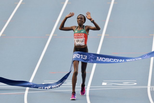 Mundial de atletismo 2013: Kiplagat y Farah estrenan el medallero