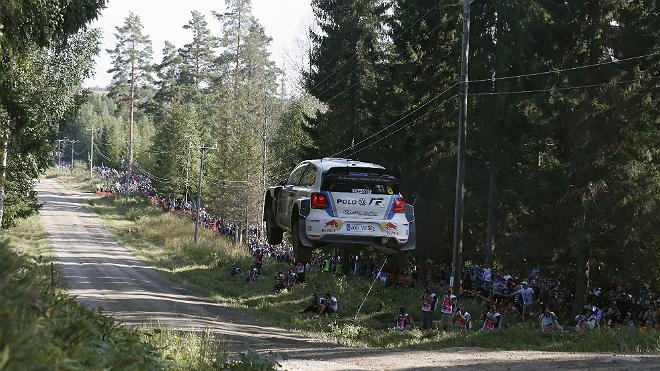 Rally de Finlandia: Sebastien Ogier consigue otro triunfo que le acerca al título en WRC