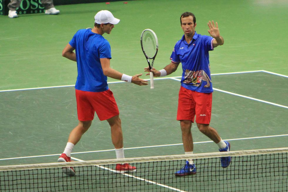 Copa Davis 2013: República Checa a la final ganando a Argentina, Canadá domina 1-2 a Serbia