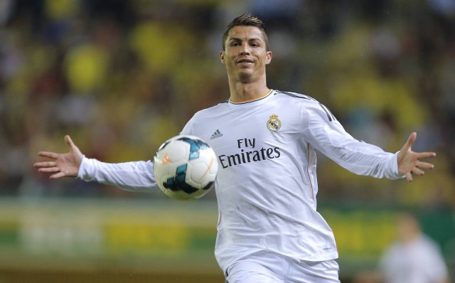 Cristiano Ronaldo renueva con el Real Madrid hasta 2018