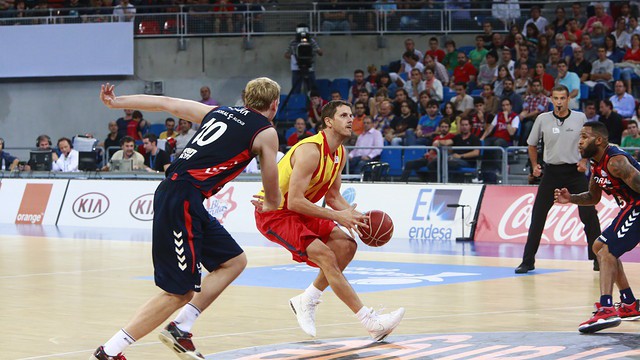 Supercopa Endesa 2013/2014: Nachbar mete al Barça en la final al someter al Baskonia