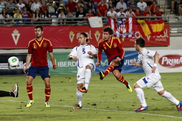 España sub 21 suda para superar a Bosnia-Herzegovina