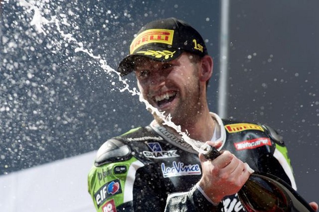 Tom Sykes es el nuevo campeón del mundo de Superbikes