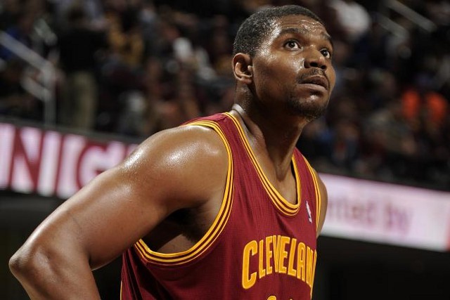 NBA: Bynum jugará hasta final de temporada en los Pacers