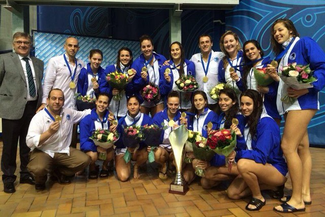 El CN Sabadell gana su primera Supercopa de Europa de waterpolo femenino