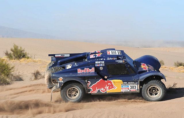 Dakar 2014 Etapa 5: victoria y liderato para Nani Roma, mal día para Carlos Sainz