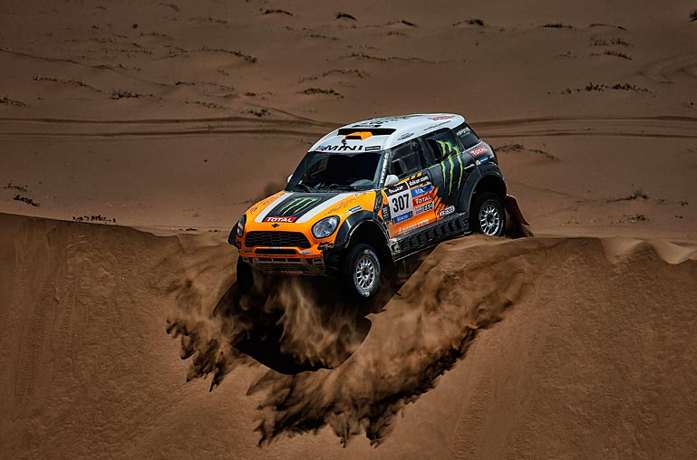 Dakar 2014 Etapa 12: Peterhansel gana en coches y supera a Nani Roma en la general