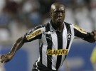 Seedorf deja el Botafogo para convertirse en entrenador del AC Milan