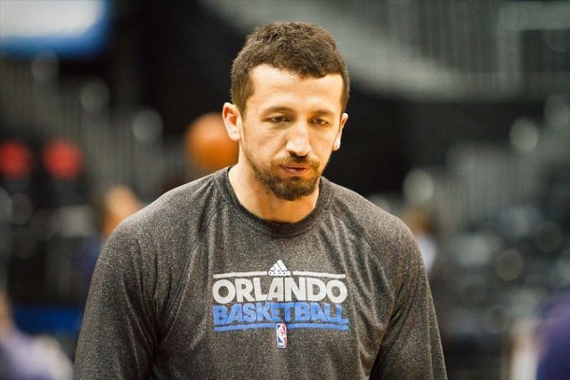 NBA: los Magic cortan a Turkoglu