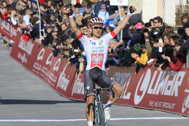 Strade Bianche 2014: Kwiatkowski bate a Sagan en el duelo del futuro