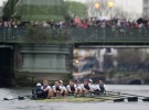 Oxford gana a Cambridge con cierta polémica en la edición 2014 de la regata
