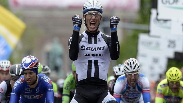 Giro de Italia 2014: Kittel impone su ley en el primer sprint