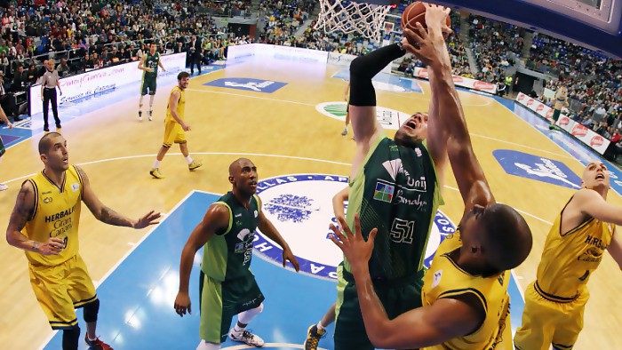 Liga Endesa ACB 2013-2014: Valencia, Unicaja y Barça suman el primer punto de las eliminatorias