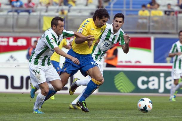 Playoffs Ascenso 1ª División: Córdoba y Las Palmas firman un empate a cero en el partido de ida de la final