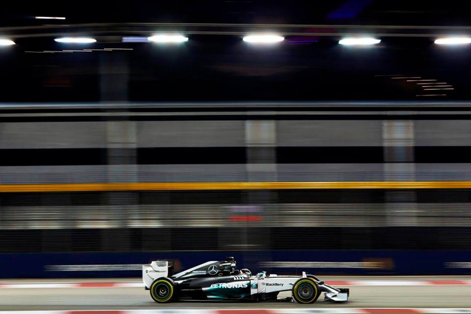 GP de Singapur 2014 de Fórmula 1: Hamilton y Alonso dominan el viernes