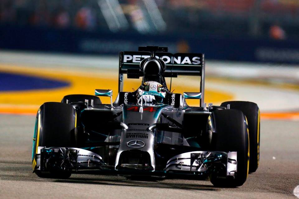GP de Singapur 2014 de Fórmula 1: Hamilton logra la pole, Alonso saldrá 5º