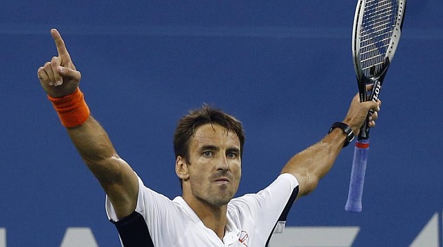 ATP Shenzhen 2014: Robredo y Murray a semifinales; ATP Kuala Lumpur 2014: Andújar eliminado