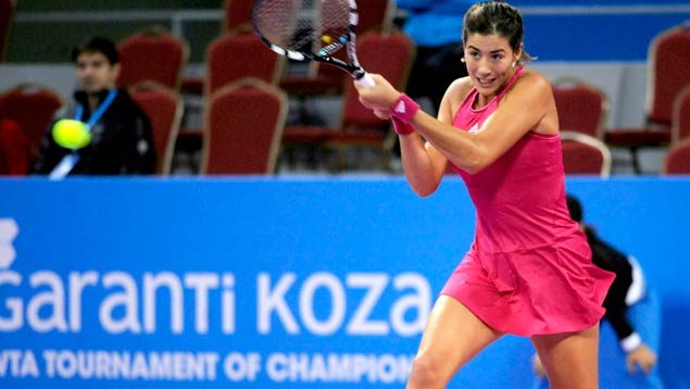 WTA Sofia 2014: Garbiñe Muguruza a semifinales remontando a Pennetta