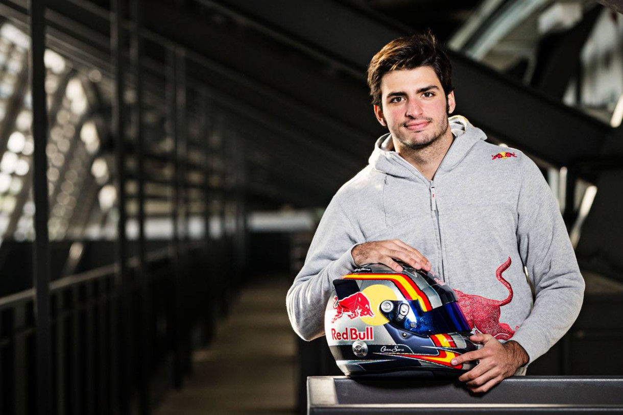 Toro Rosso hace oficial el fichaje de Carlos Sainz Jr. para 2015