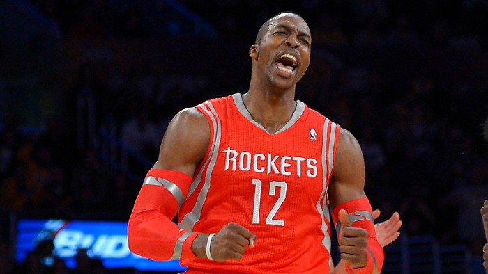 NBA: Dwight Howard, problemas físicos y problemas legales