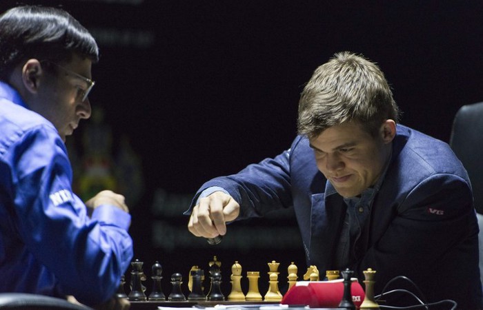 Magnus Carlsen repite como campeón mundial de ajedrez en 2014