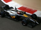 Carlos Sainz Jr. 5º con Red Bull en los test de Abu Dabi, McLaren-Honda se estrena