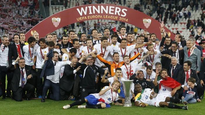 El Sevilla ya tiene tres Europa League en sus vitrinas