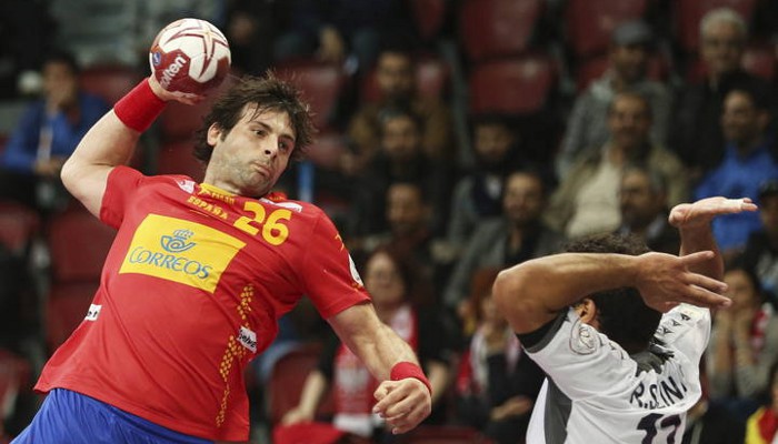 Antonio García durante el España - Chile del Mundial de Qatar