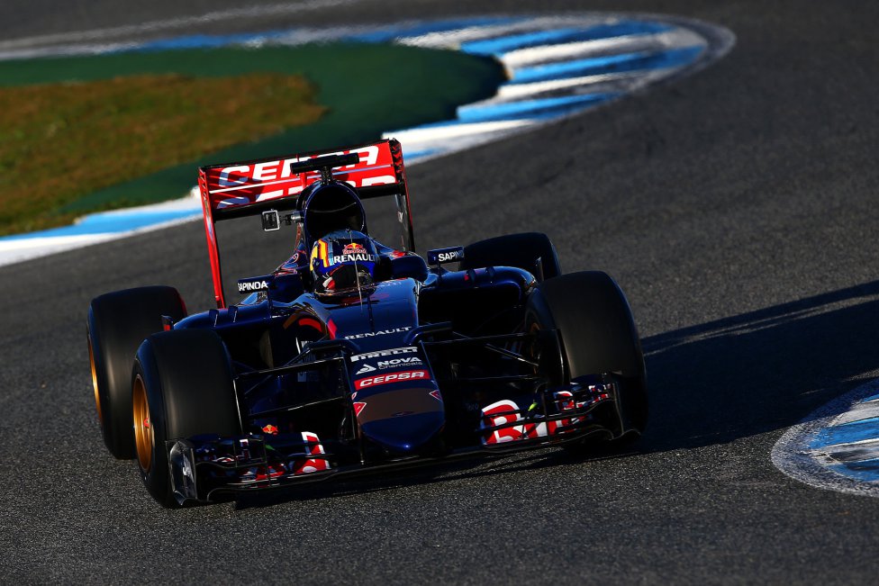 La pretemporada de F1 arranca con Vettel líder, Sainz y Alonso fueron 6º y 7º