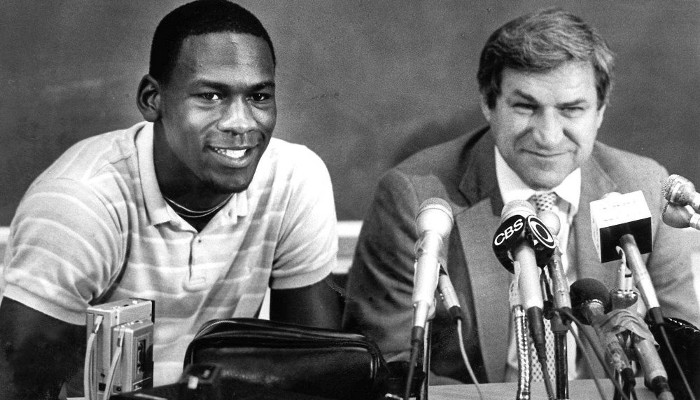 Dean Smith, el «padre» deportivo de Michael Jordan