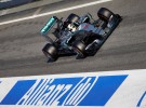 Lewis Hamilton extiende el dominio de Mercedes, Carlos Sainz acaba 4º