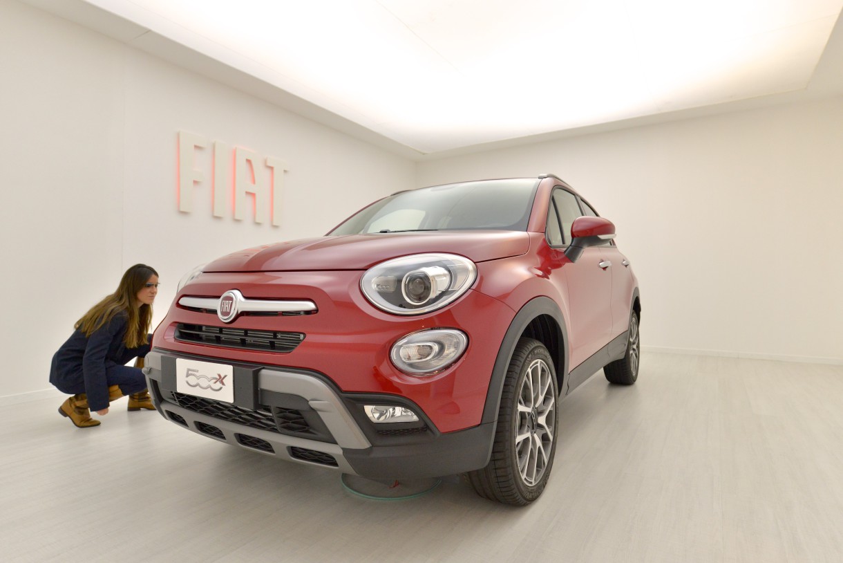 Fiat 500X y Jeep Renegade presentan una revolucionaria propuesta de compra virtual