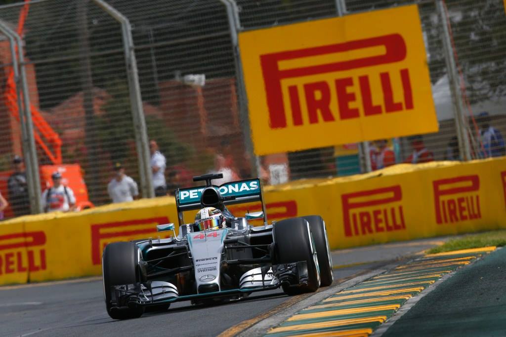 GP de Australia 2015 Fórmula 1: Hamilton logra la primera pole del año, histórico 8º puesto de Carlos Sainz