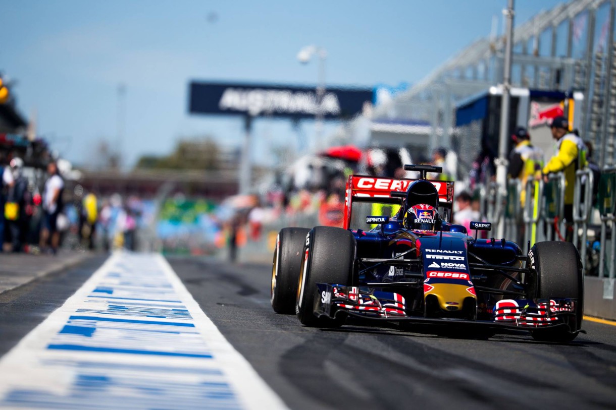 GP de Australia 2015 Fórmula 1: buen arranque de Sainz en unos libres dominados por Mercedes