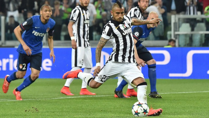 Vidal marcó de penalty el único gol en el Juve - Mónaco