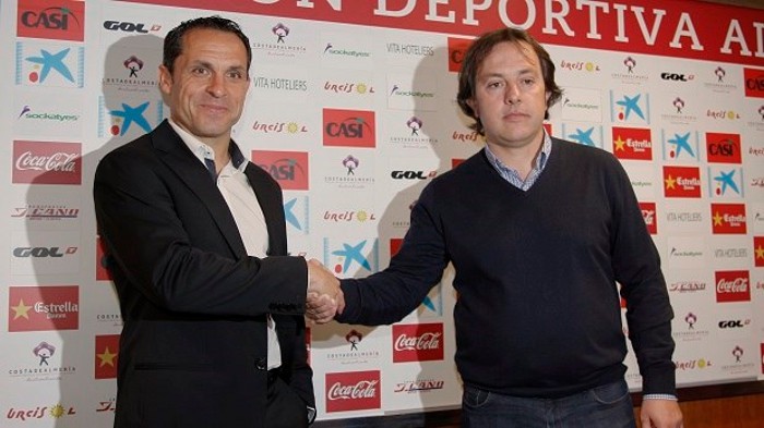 Así es Sergi Barjuan, el nuevo entrenador del Almería