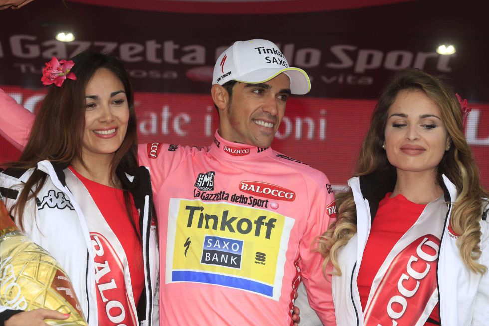 Giro de Italia 2015:  Kiryenka gana la crono y Contador recupera la maglia rosa