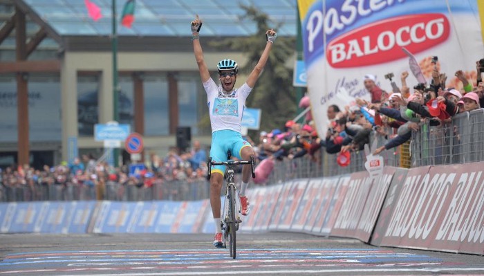 Giro de Italia 2015: Aru repite victoria y Contador es virtual ganador