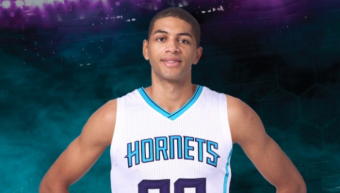NBA: los Blazers traspasan a Nico Batum a los Charlotte Hornets